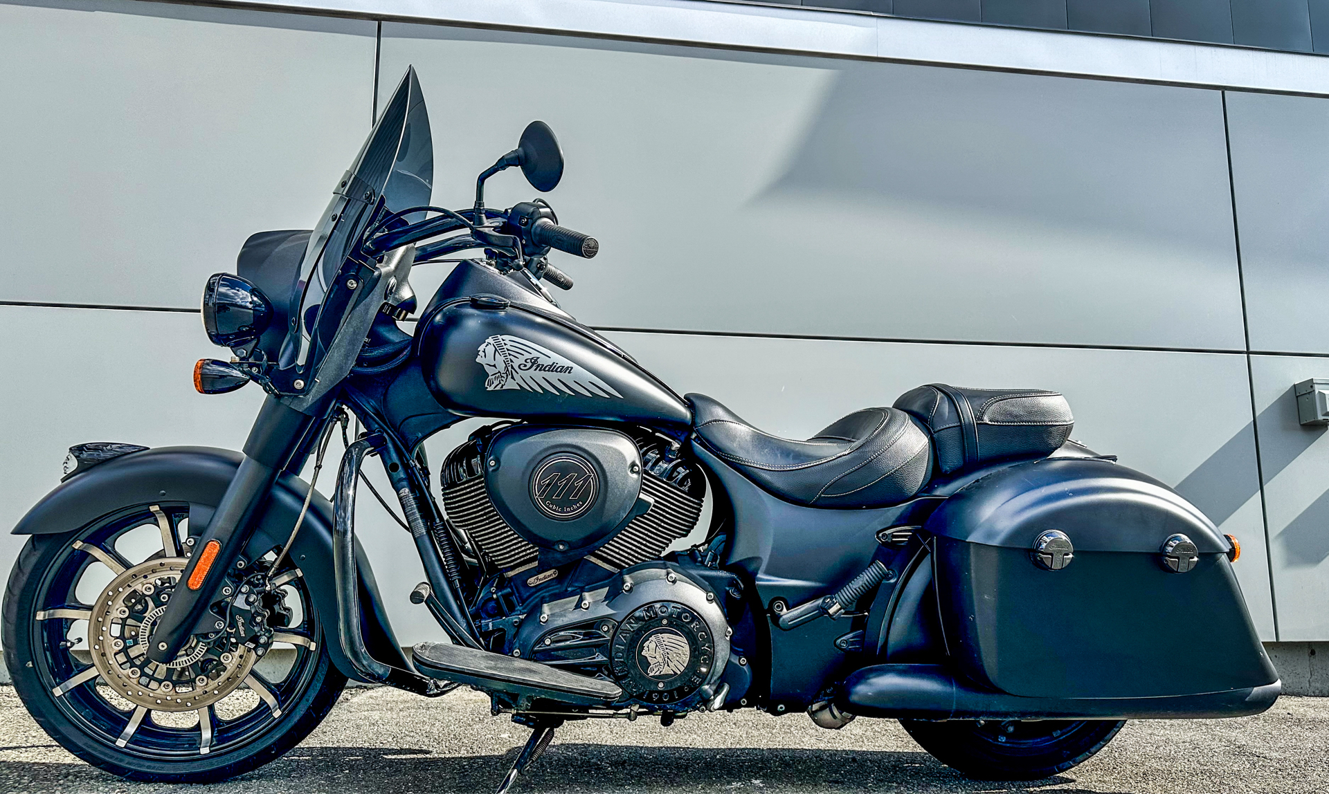 2019 Indian Motorcycle Springfield® Dark Horse® ABS in Foxboro, Massachusetts - Photo 16
