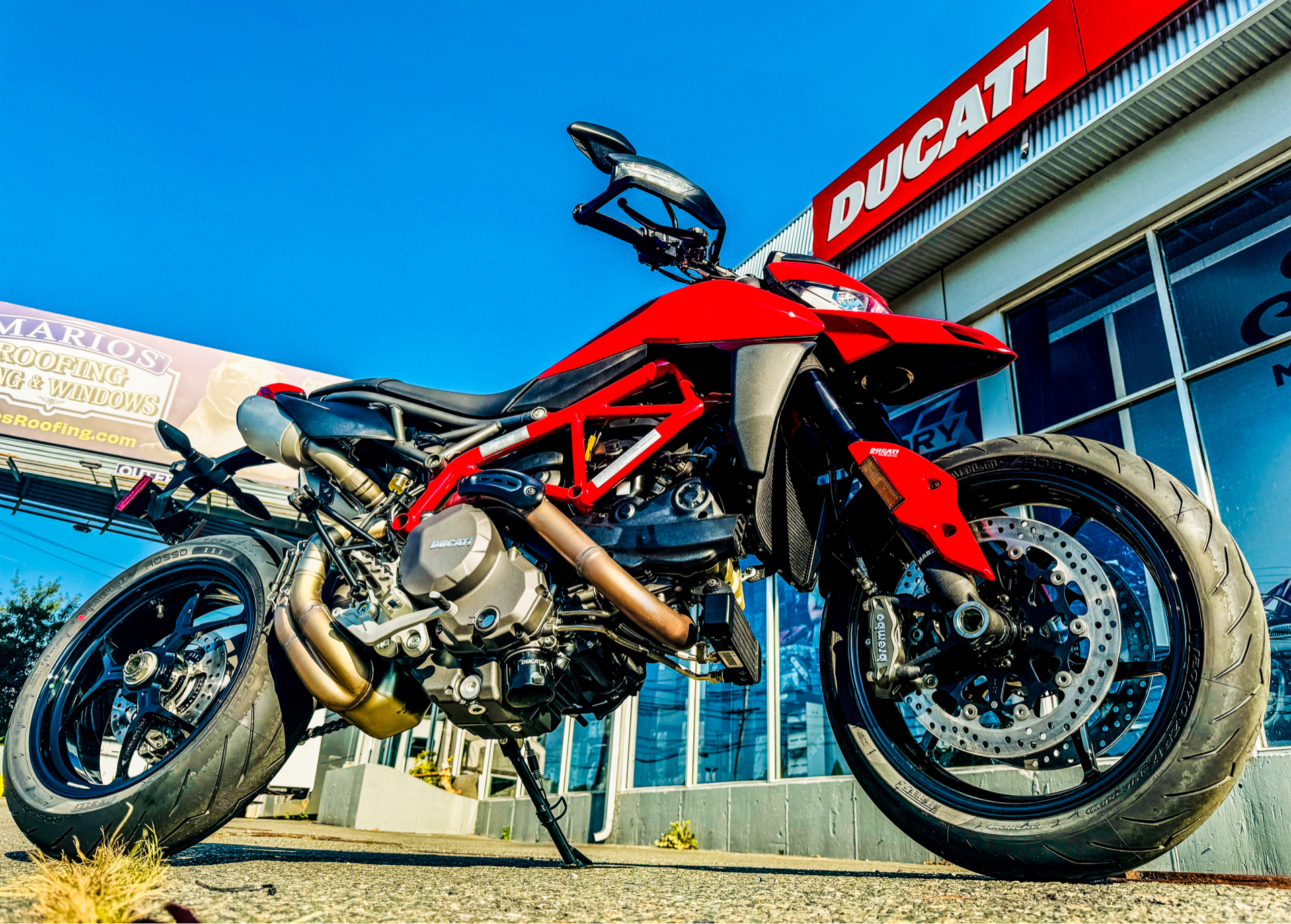 2025 Ducati Hypermotard 950 in Foxboro, Massachusetts - Photo 9