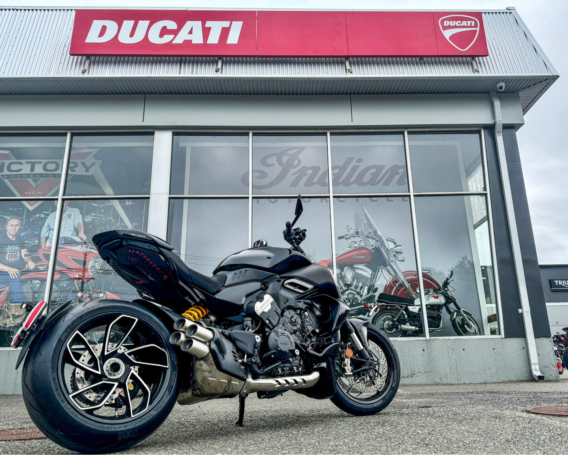 2024 Ducati Diavel V4 in Foxboro, Massachusetts - Photo 1