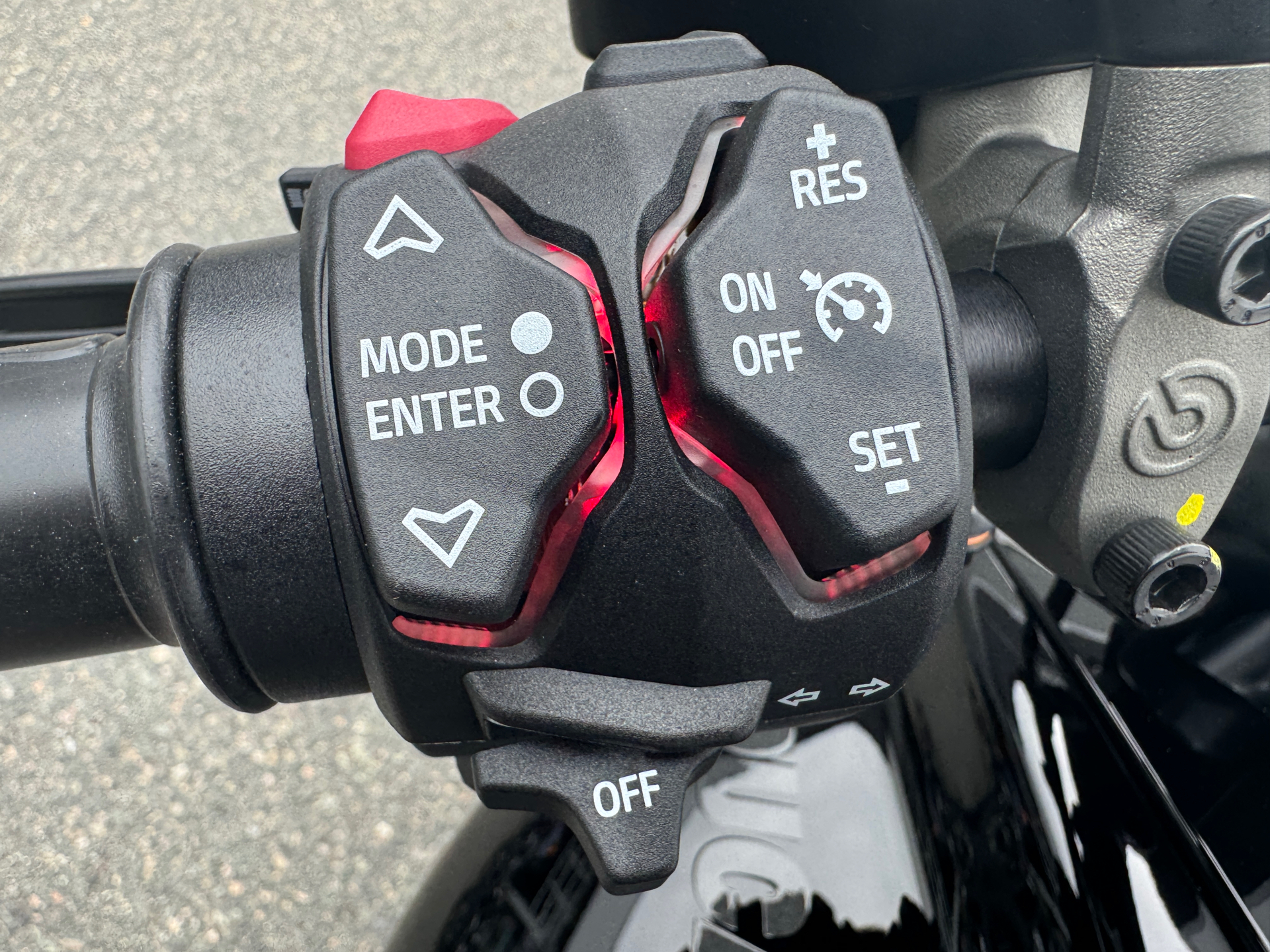 2024 Ducati Diavel V4 in Foxboro, Massachusetts - Photo 27