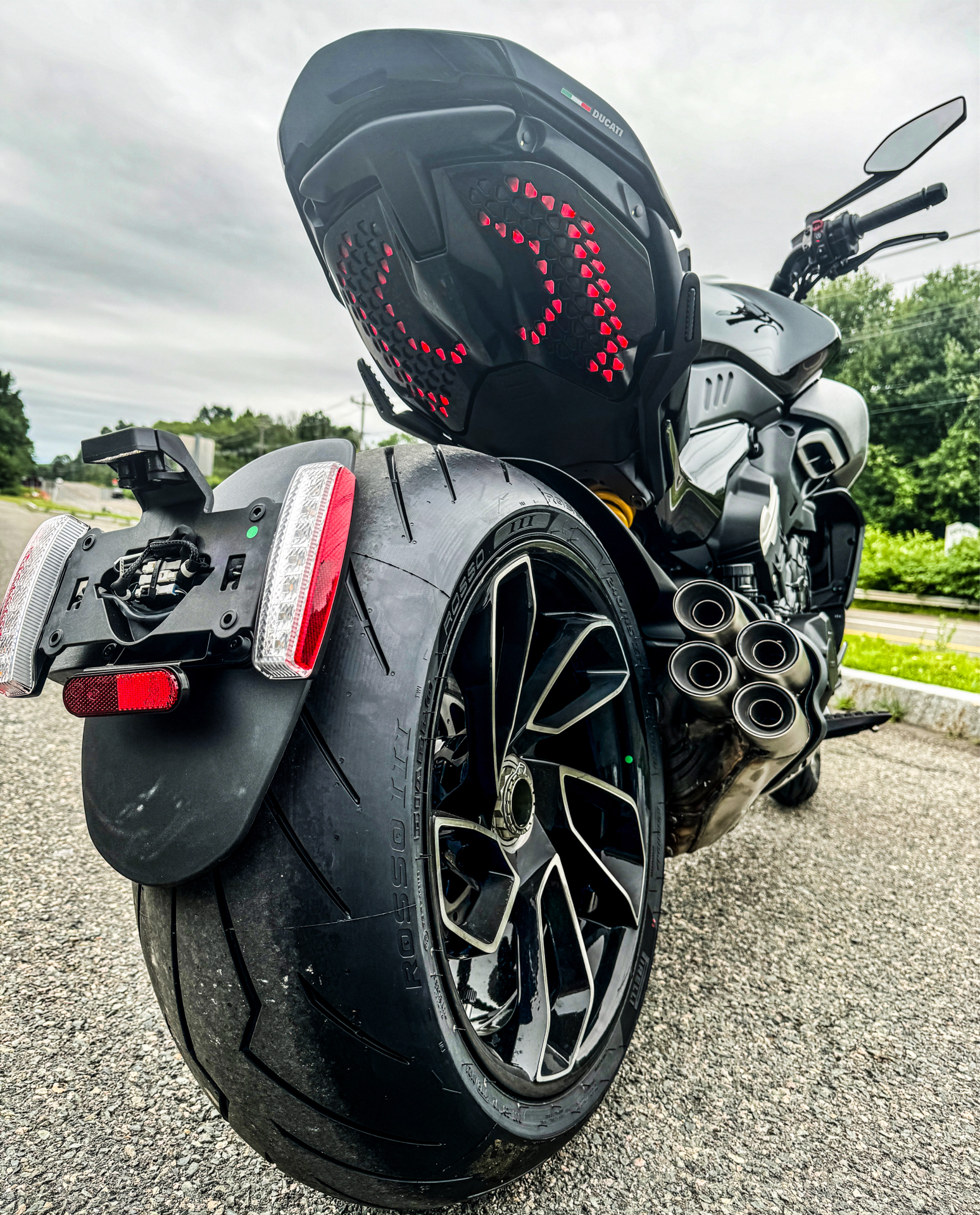 2024 Ducati Diavel V4 in Foxboro, Massachusetts - Photo 32