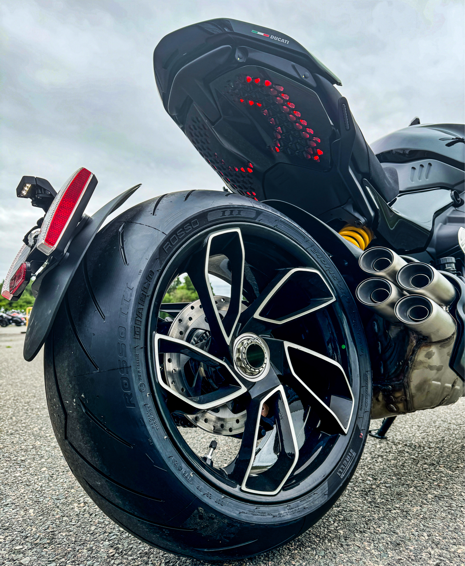 2024 Ducati Diavel V4 in Foxboro, Massachusetts - Photo 36