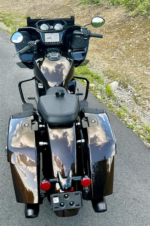 2024 Indian Motorcycle Challenger® Dark Horse® Icon with PowerBand Audio Package in Foxboro, Massachusetts - Photo 27