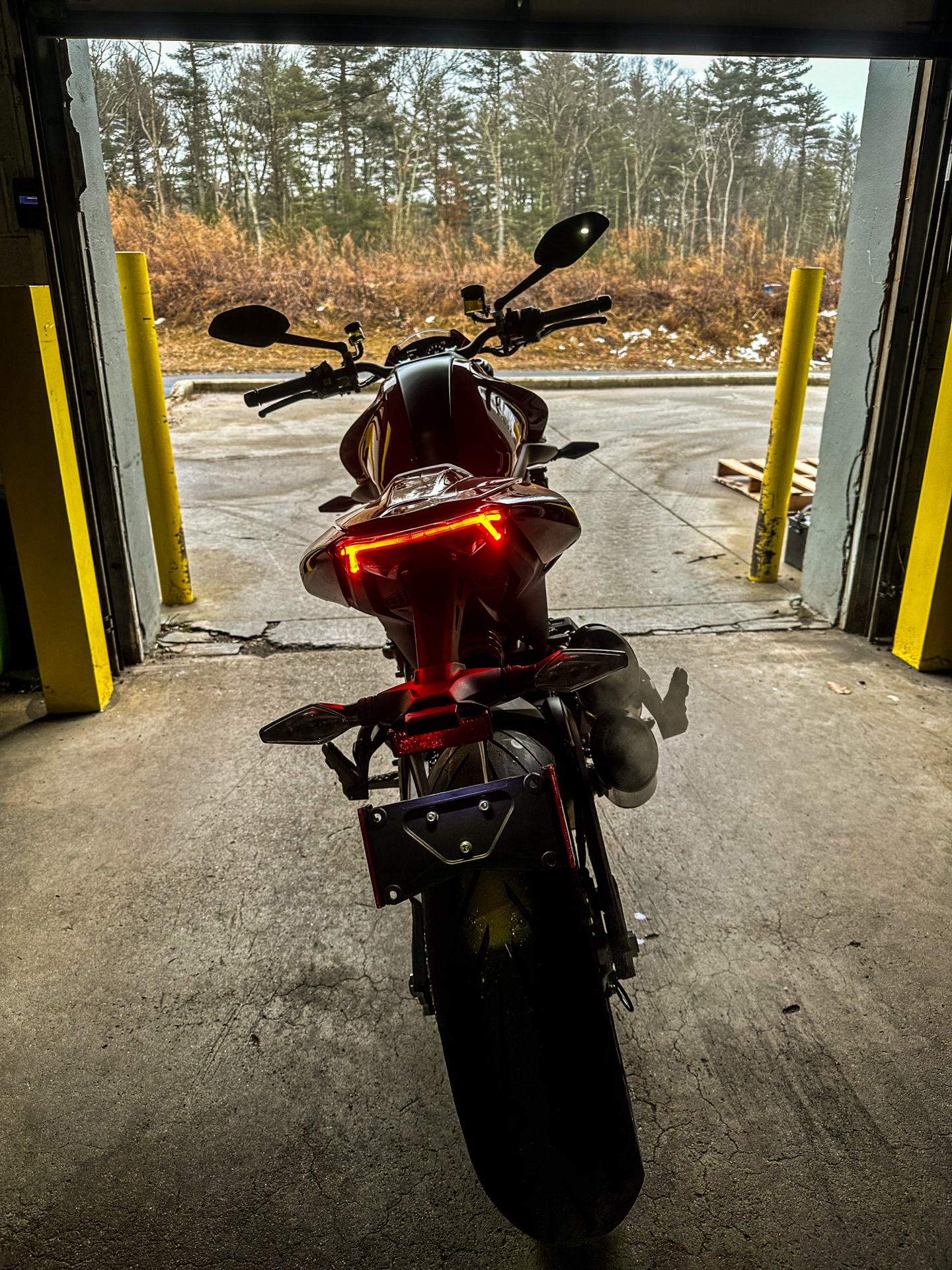 2024 Ducati Monster + in Foxboro, Massachusetts - Photo 15