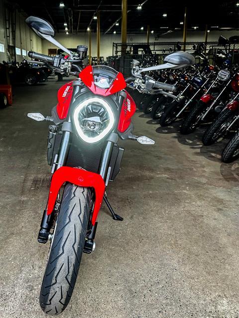 2024 Ducati Monster + in Foxboro, Massachusetts - Photo 18