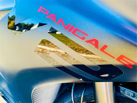 2025 Ducati Panigale V2 in Foxboro, Massachusetts - Photo 15