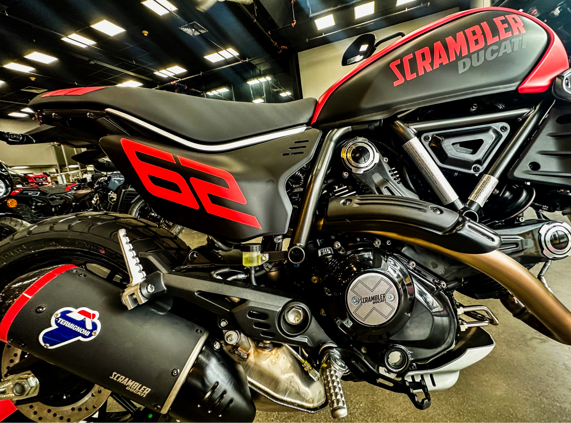 2024 Ducati Scrambler Full Throttle in Foxboro, Massachusetts - Photo 9