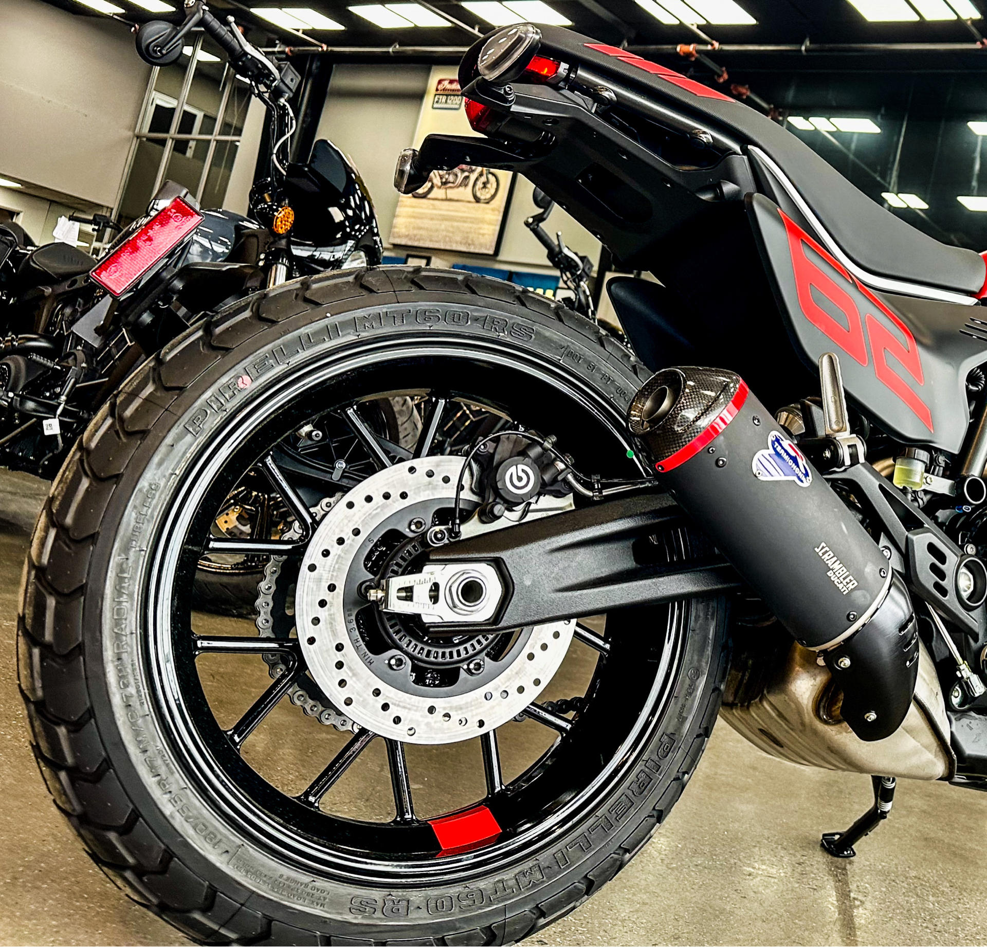 2024 Ducati Scrambler Full Throttle in Foxboro, Massachusetts - Photo 4