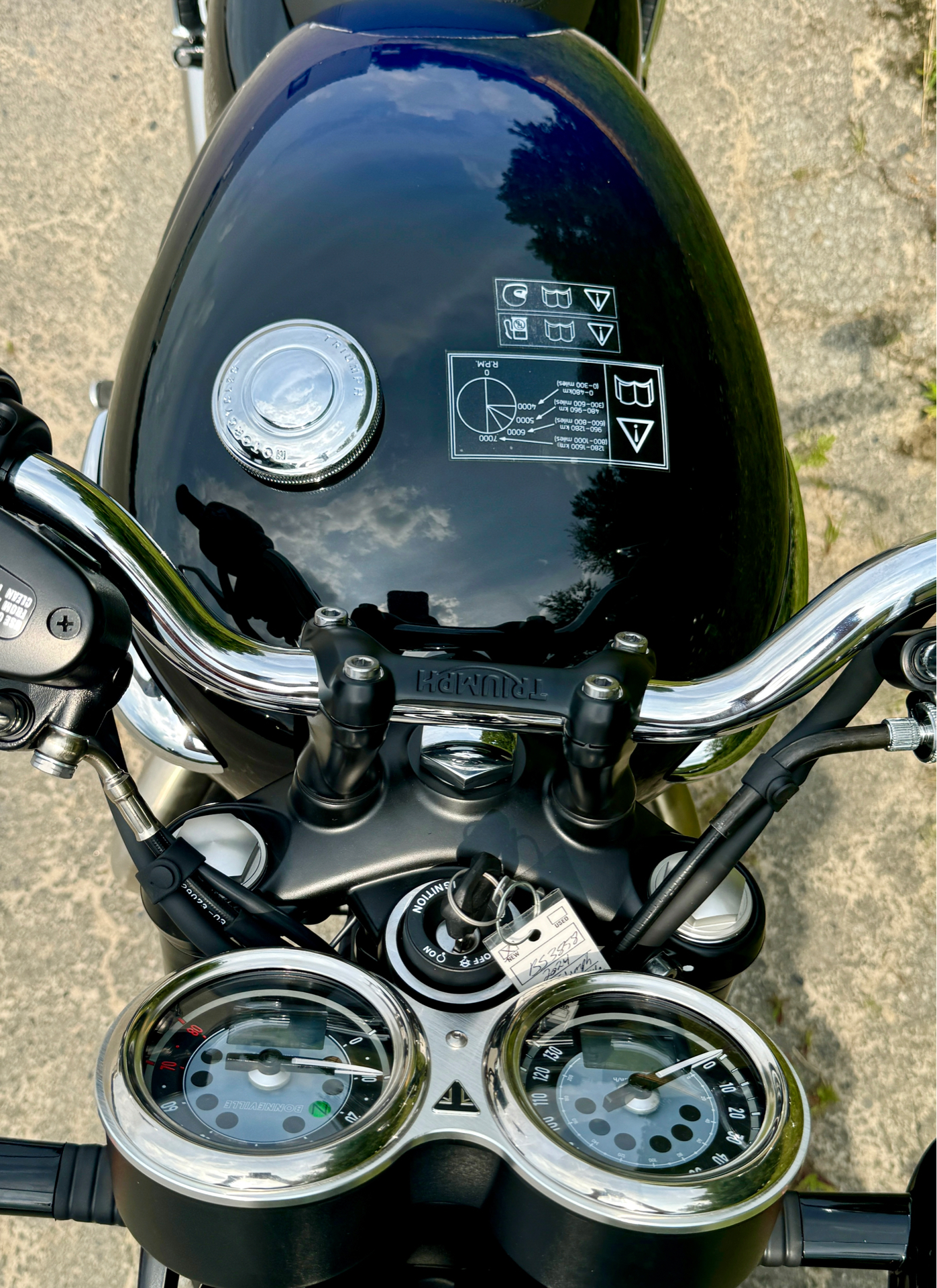 2024 Triumph Bonneville T100 in Foxboro, Massachusetts - Photo 16