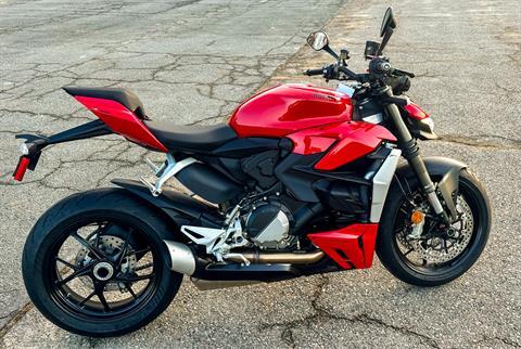 2024 Ducati Streetfighter V2 in Foxboro, Massachusetts - Photo 37