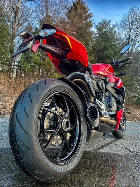 2024 Ducati Streetfighter V2 in Foxboro, Massachusetts - Photo 19