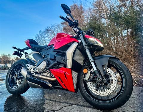 2024 Ducati Streetfighter V2 in Foxboro, Massachusetts - Photo 15