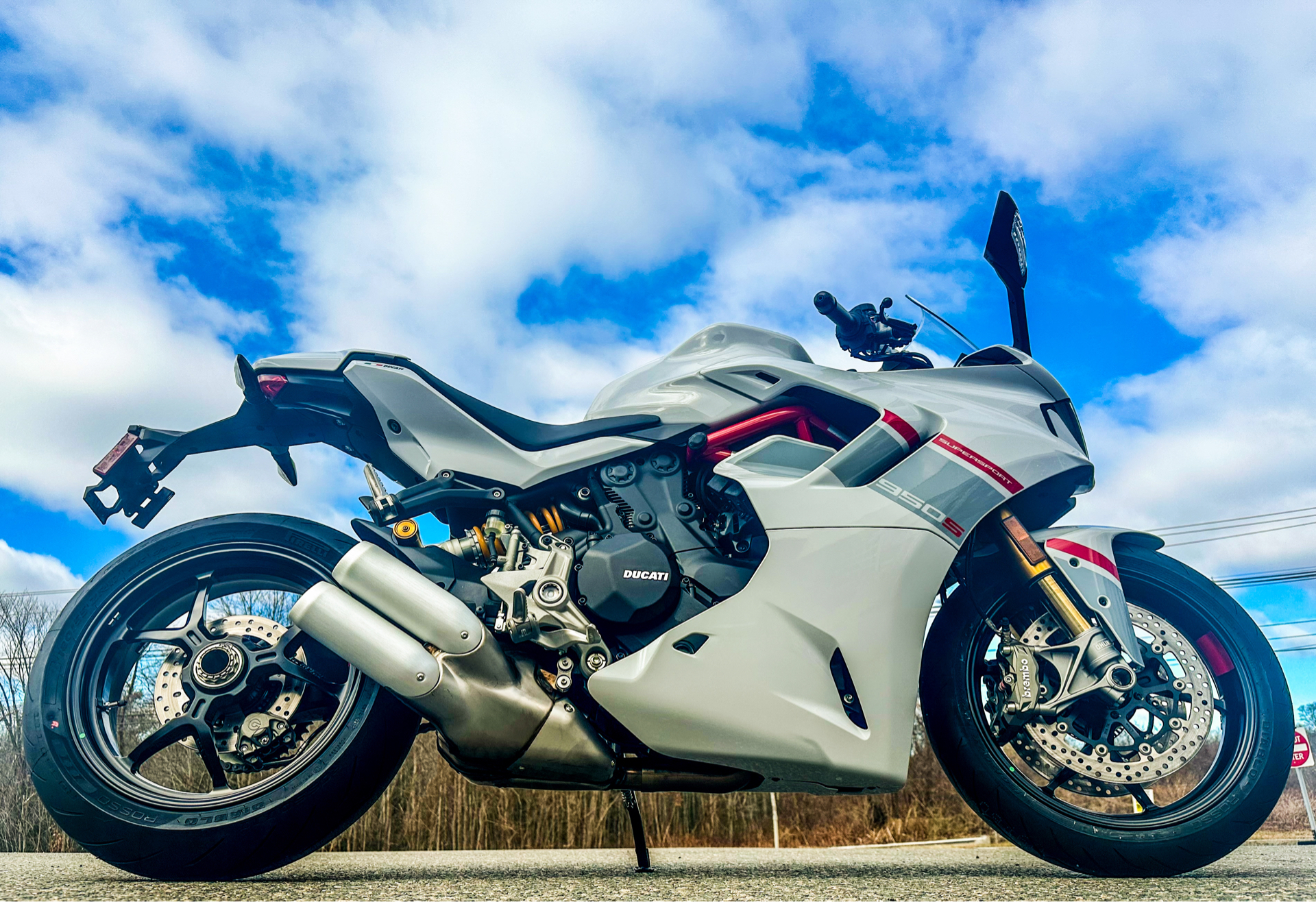 2024 Ducati SuperSport 950 S in Foxboro, Massachusetts - Photo 15
