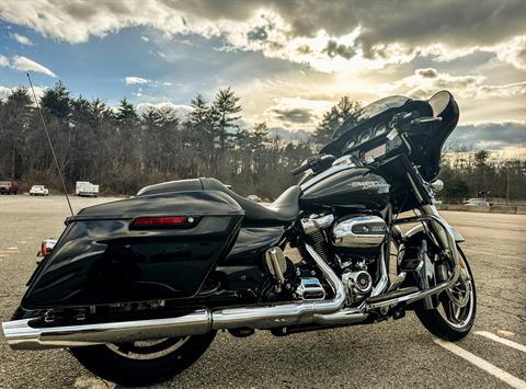 2017 Harley-Davidson Street Glide® Special in Foxboro, Massachusetts - Photo 23