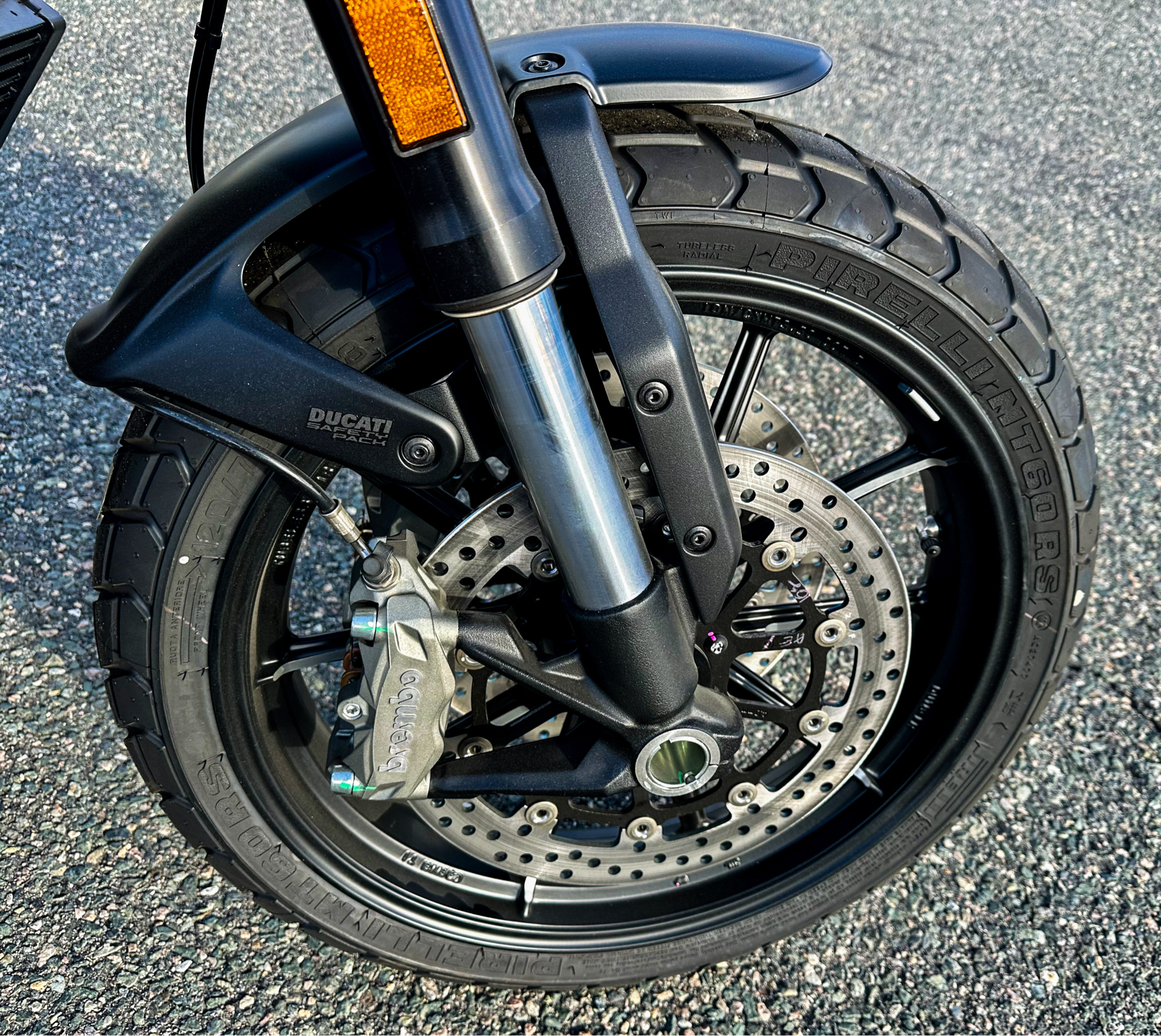 2023 Ducati Scrambler 1100 Dark PRO in Foxboro, Massachusetts - Photo 25