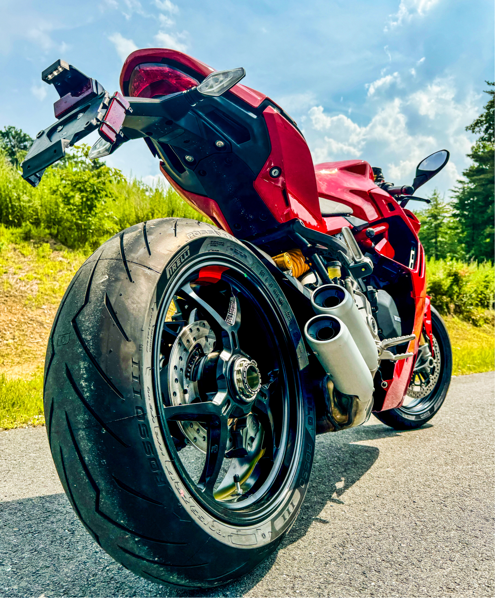 2024 Ducati SuperSport 950 S in Foxboro, Massachusetts - Photo 5