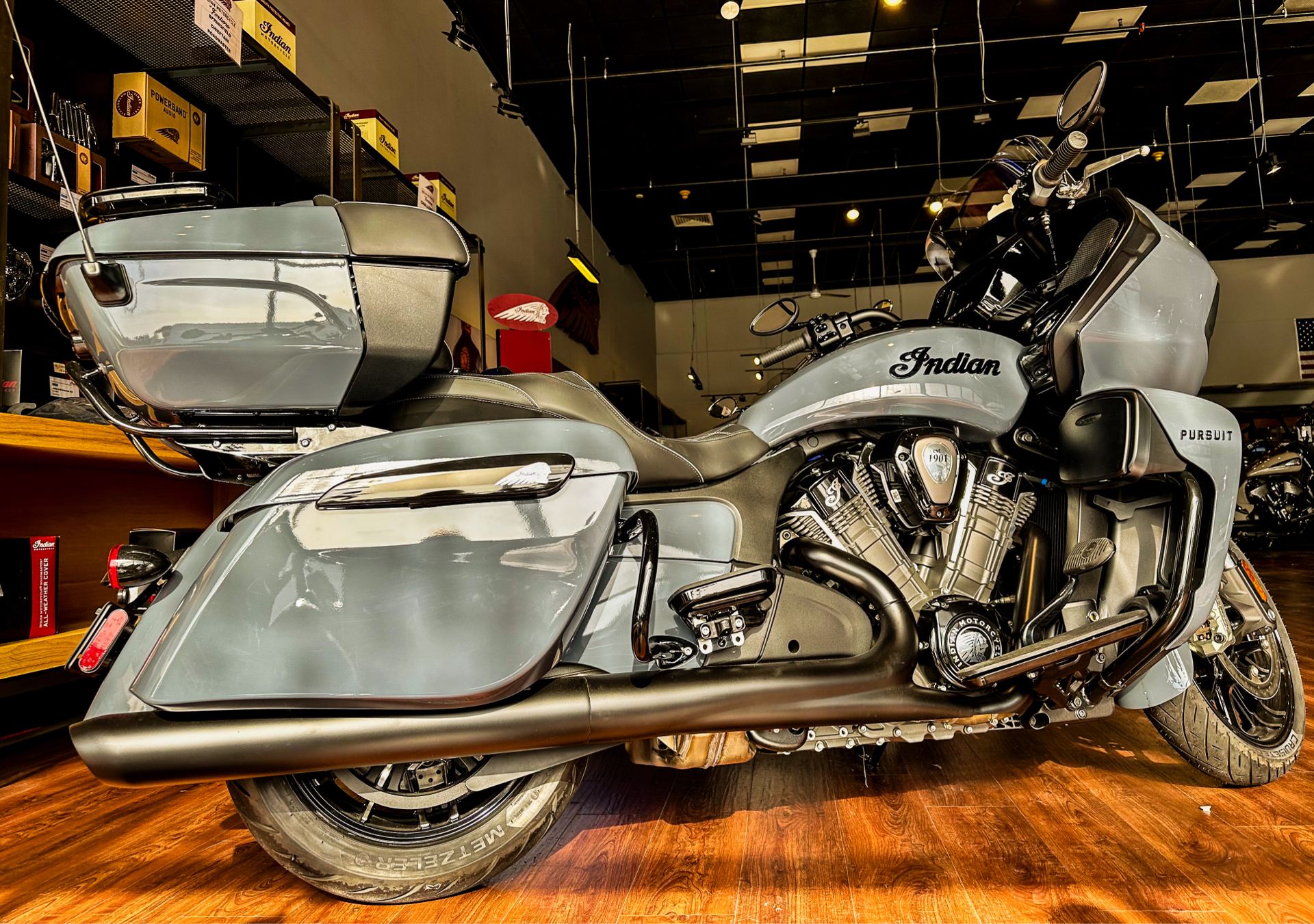 2023 Indian Motorcycle Pursuit® Dark Horse® with Premium Package in Foxboro, Massachusetts - Photo 5