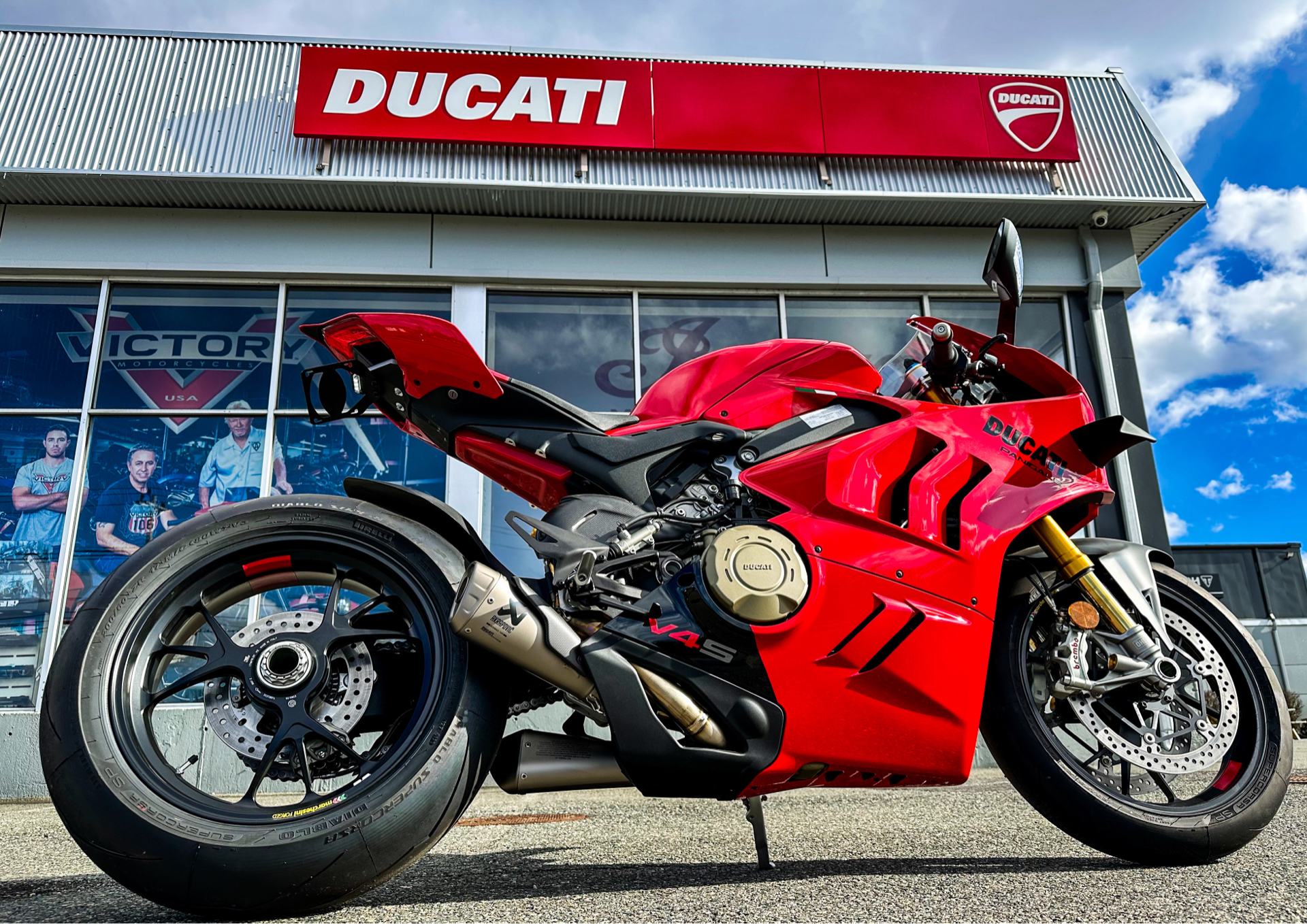 2023 Ducati Panigale V4 S in Foxboro, Massachusetts - Photo 3