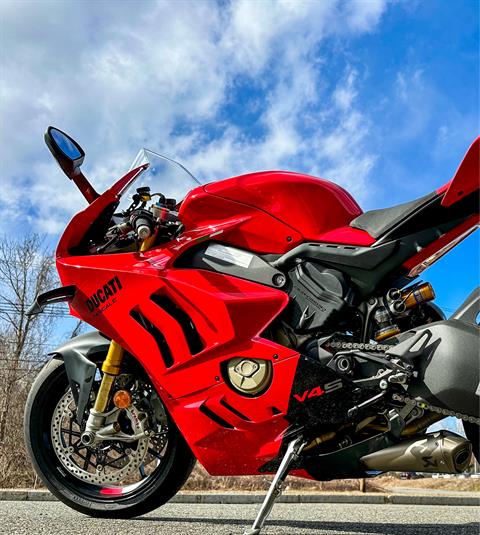 2023 Ducati Panigale V4 S in Foxboro, Massachusetts - Photo 28