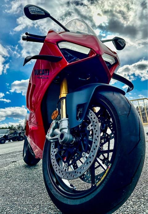 2023 Ducati Panigale V4 S in Foxboro, Massachusetts - Photo 12