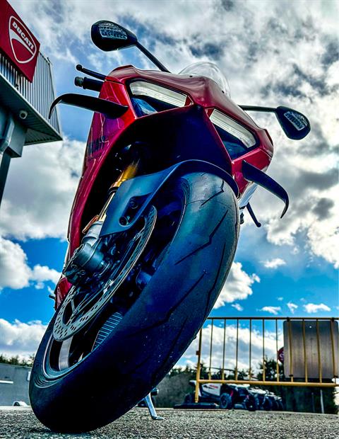 2023 Ducati Panigale V4 S in Foxboro, Massachusetts - Photo 27