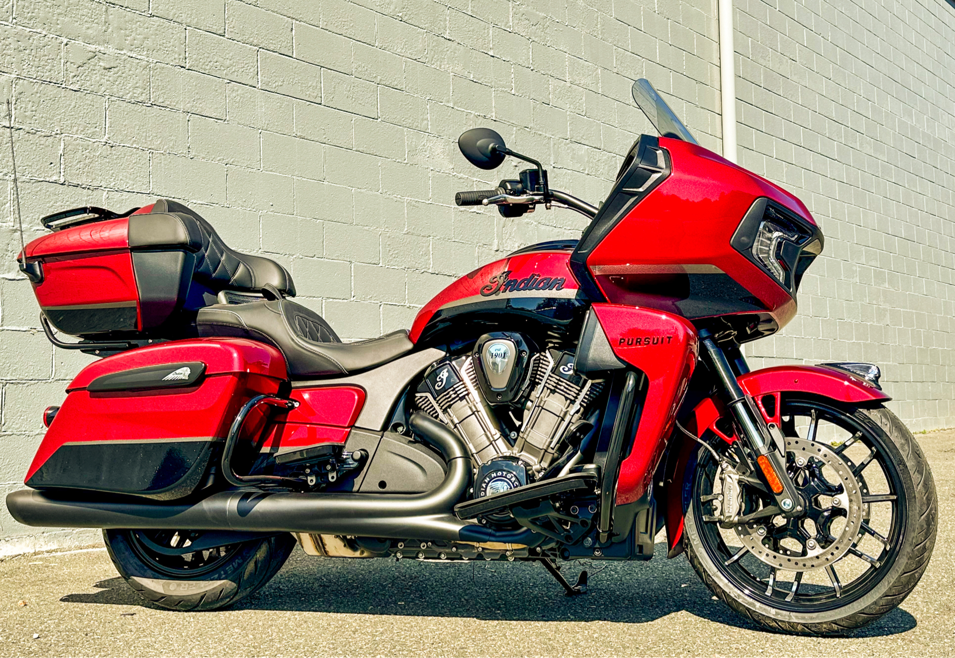 2023 Indian Motorcycle Pursuit® Dark Horse® with Premium Package in Foxboro, Massachusetts - Photo 38