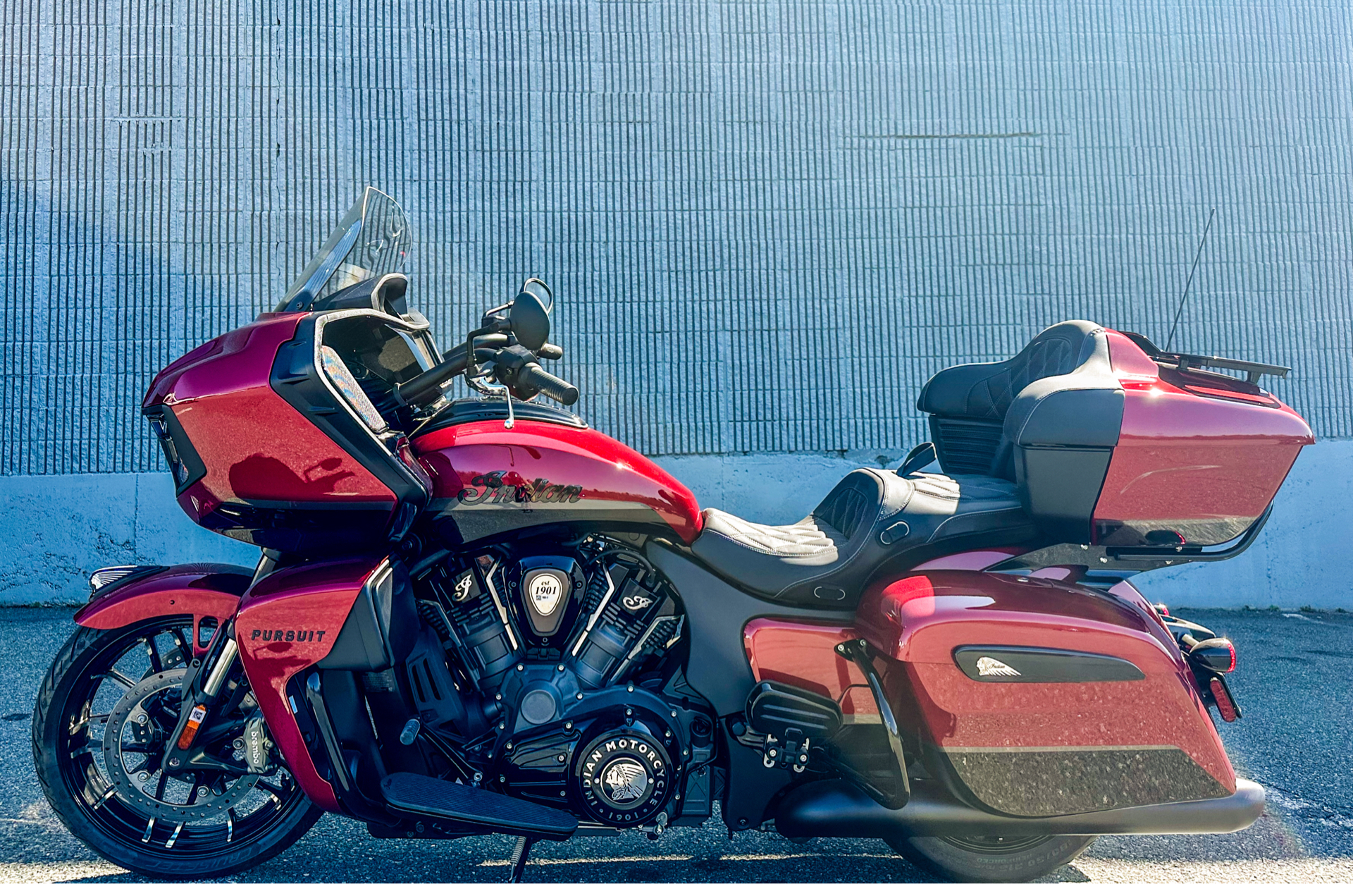 2023 Indian Motorcycle Pursuit® Dark Horse® with Premium Package in Foxboro, Massachusetts - Photo 28
