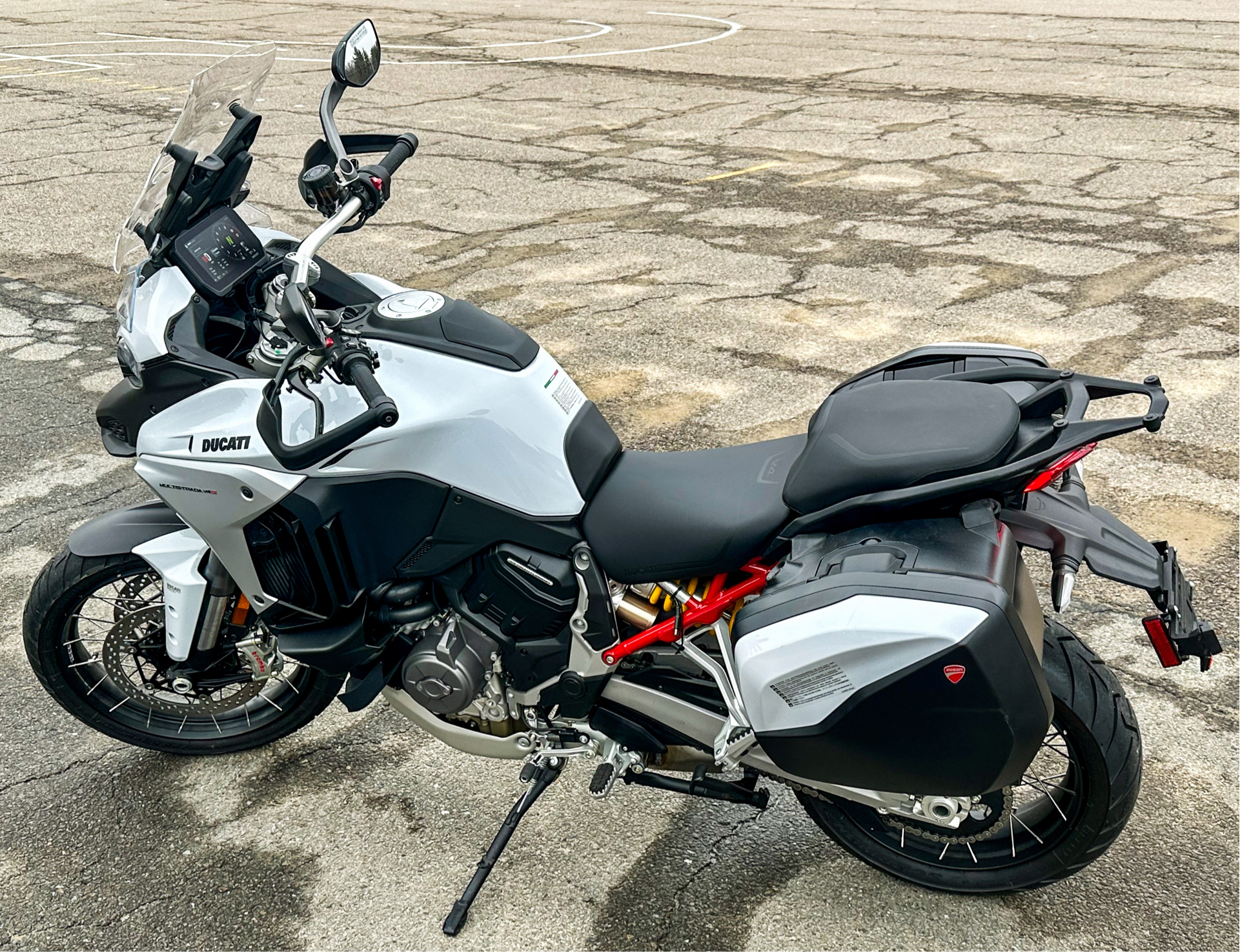 2023 Ducati Multistrada V4 S Travel & Radar Spoked Wheels in Foxboro, Massachusetts - Photo 7