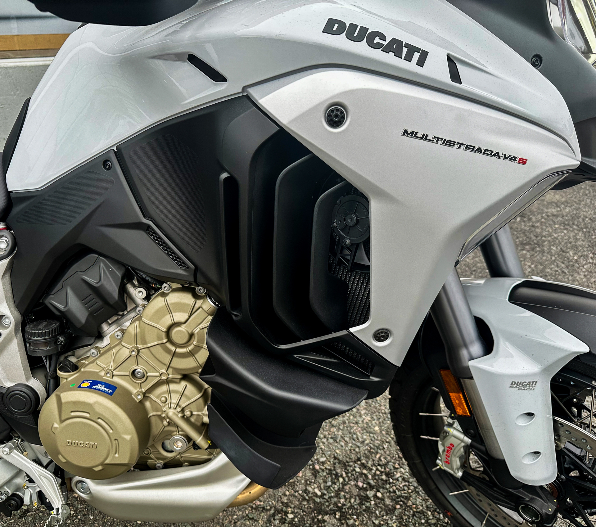 2023 Ducati Multistrada V4 S Travel & Radar Spoked Wheels in Foxboro, Massachusetts - Photo 17