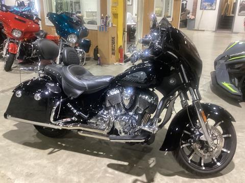 2017 Indian Motorcycle Chieftain® Limited in Foxboro, Massachusetts - Photo 2