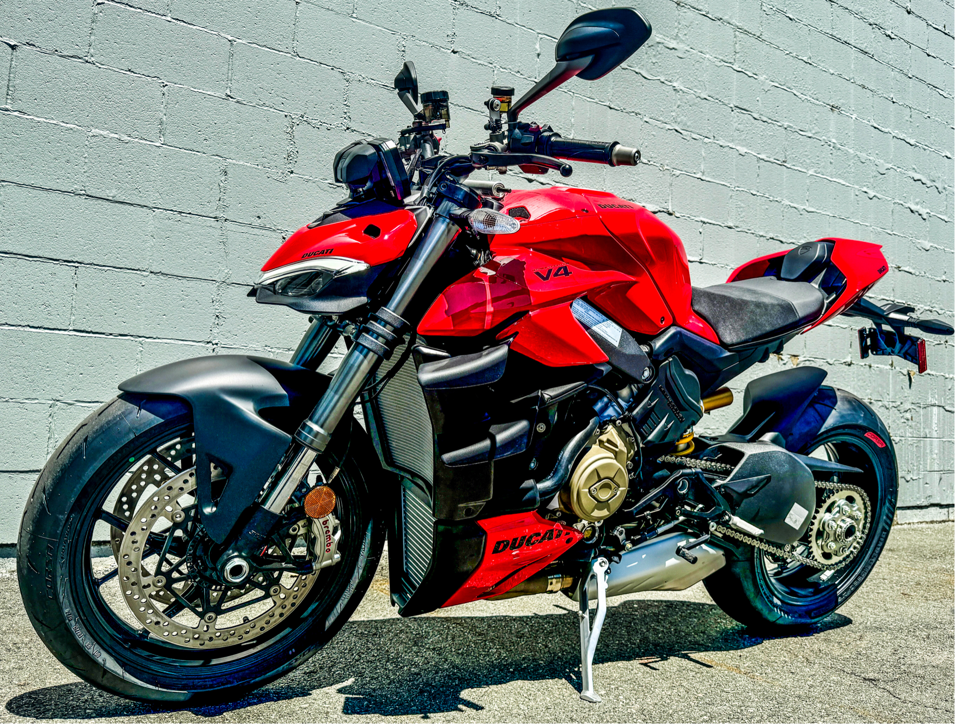 2024 Ducati Streetfighter V4 in Foxboro, Massachusetts - Photo 1