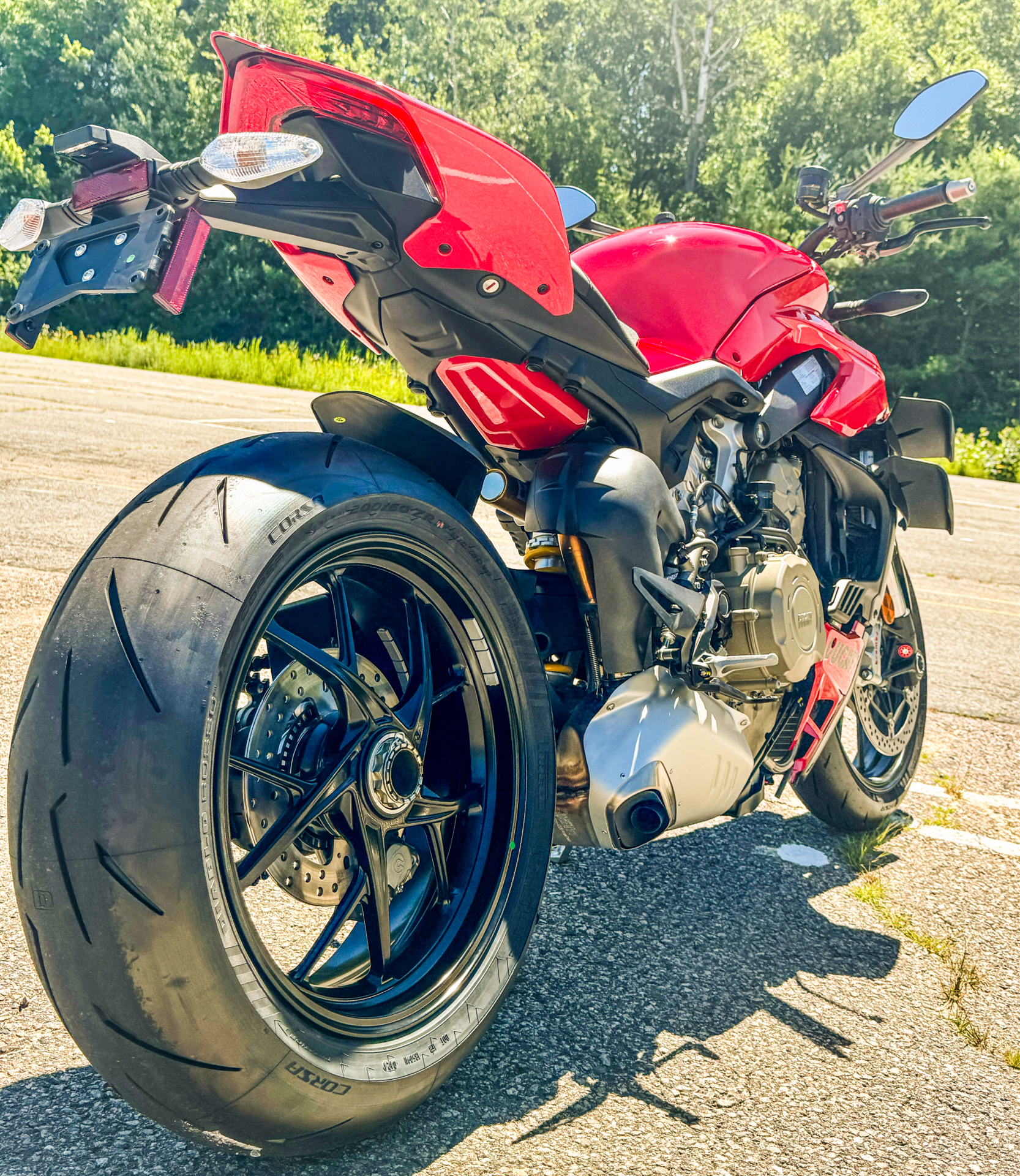 2024 Ducati Streetfighter V4 in Foxboro, Massachusetts - Photo 3