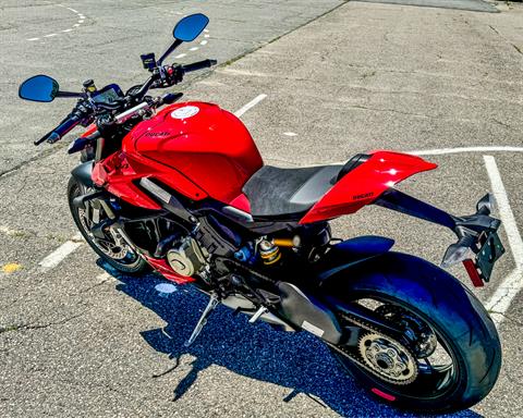 2024 Ducati Streetfighter V4 in Foxboro, Massachusetts - Photo 29