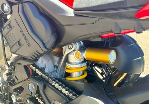 2024 Ducati Streetfighter V4 in Foxboro, Massachusetts - Photo 12