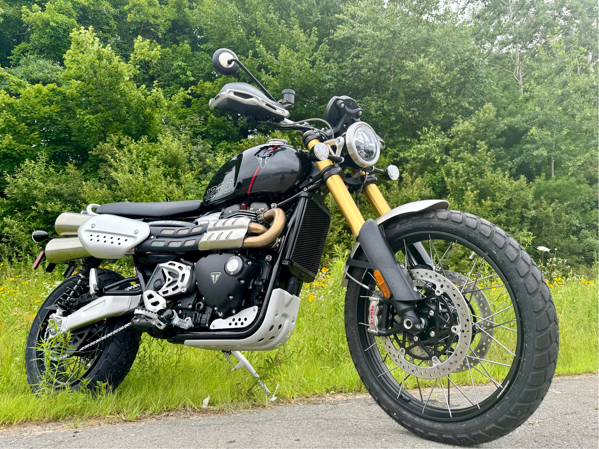 2024 Triumph Scrambler 1200 XE in Foxboro, Massachusetts - Photo 17