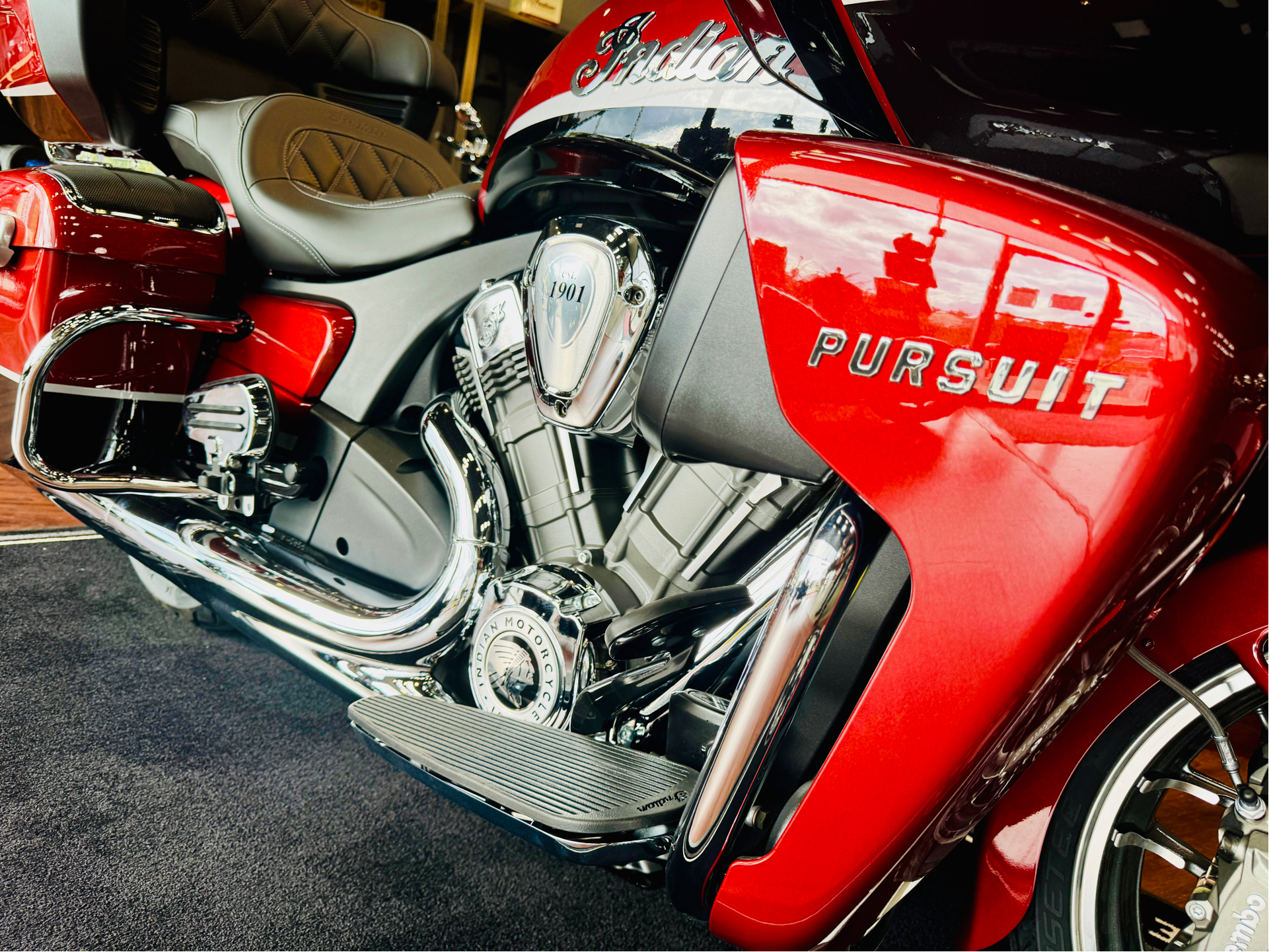 2024 Indian Motorcycle Pursuit® Limited Icon with PowerBand Audio Package in Foxboro, Massachusetts - Photo 41