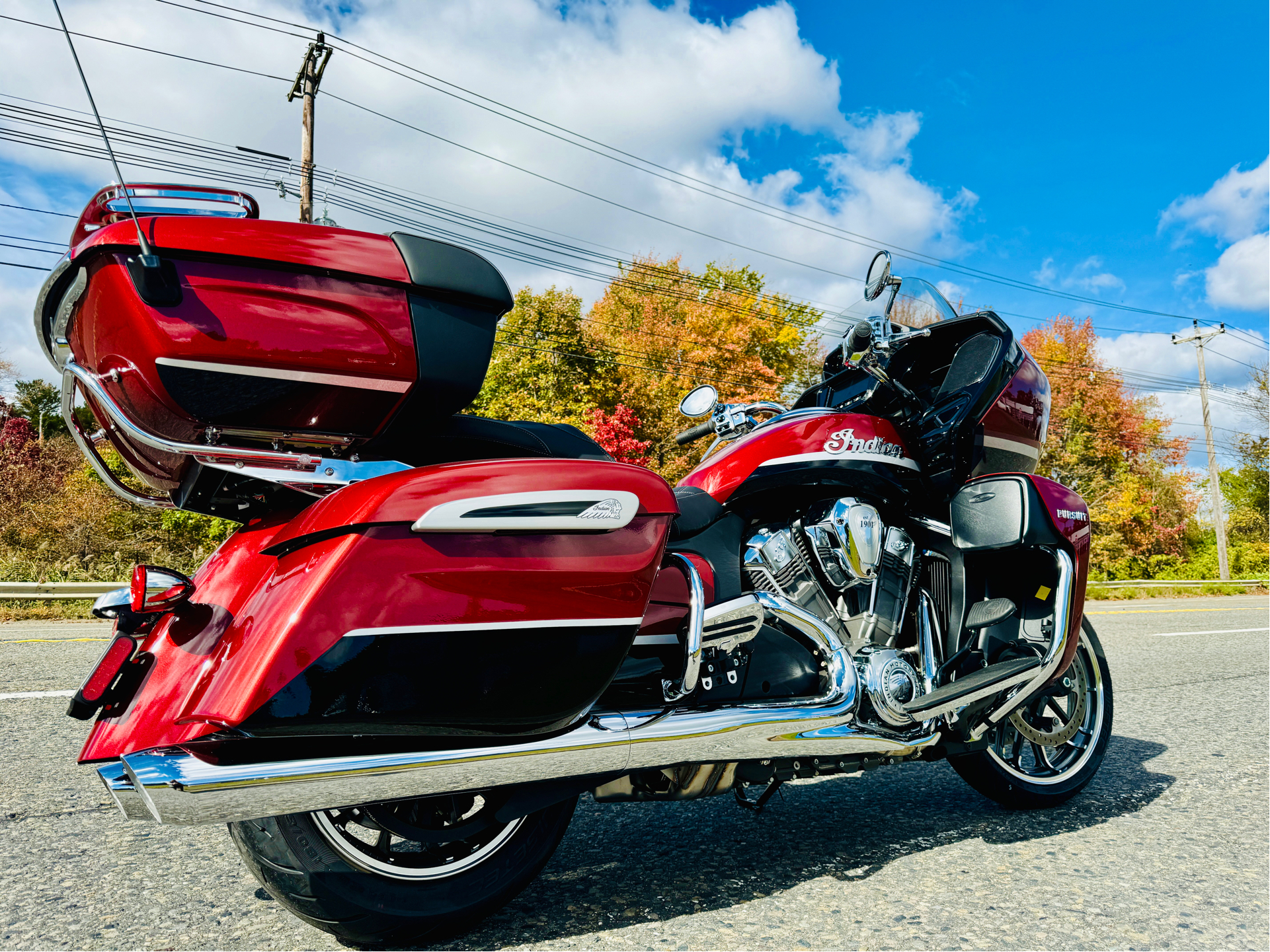 2024 Indian Motorcycle Pursuit® Limited Icon with PowerBand Audio Package in Foxboro, Massachusetts - Photo 9