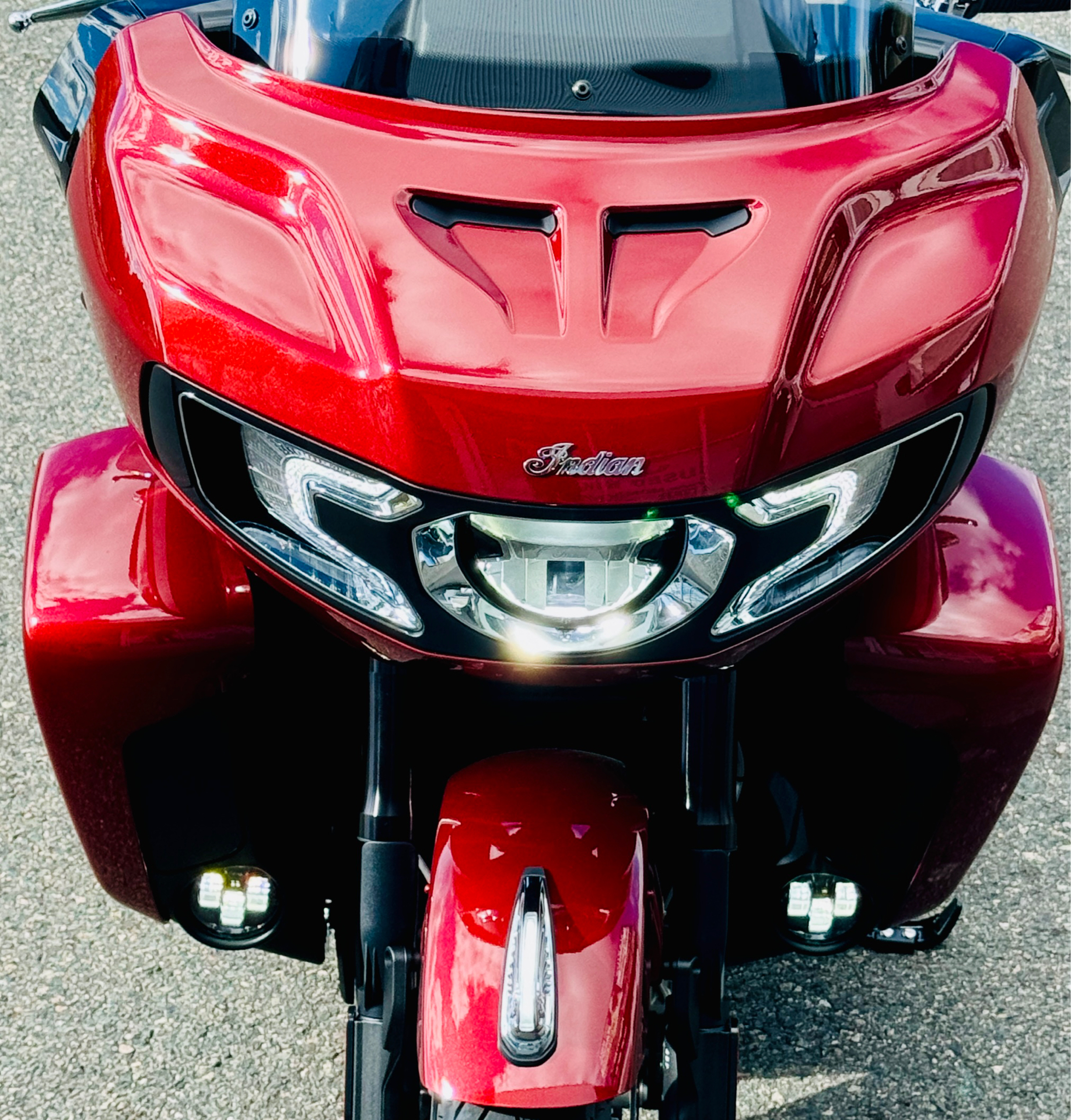 2024 Indian Motorcycle Pursuit® Limited Icon with PowerBand Audio Package in Foxboro, Massachusetts - Photo 8