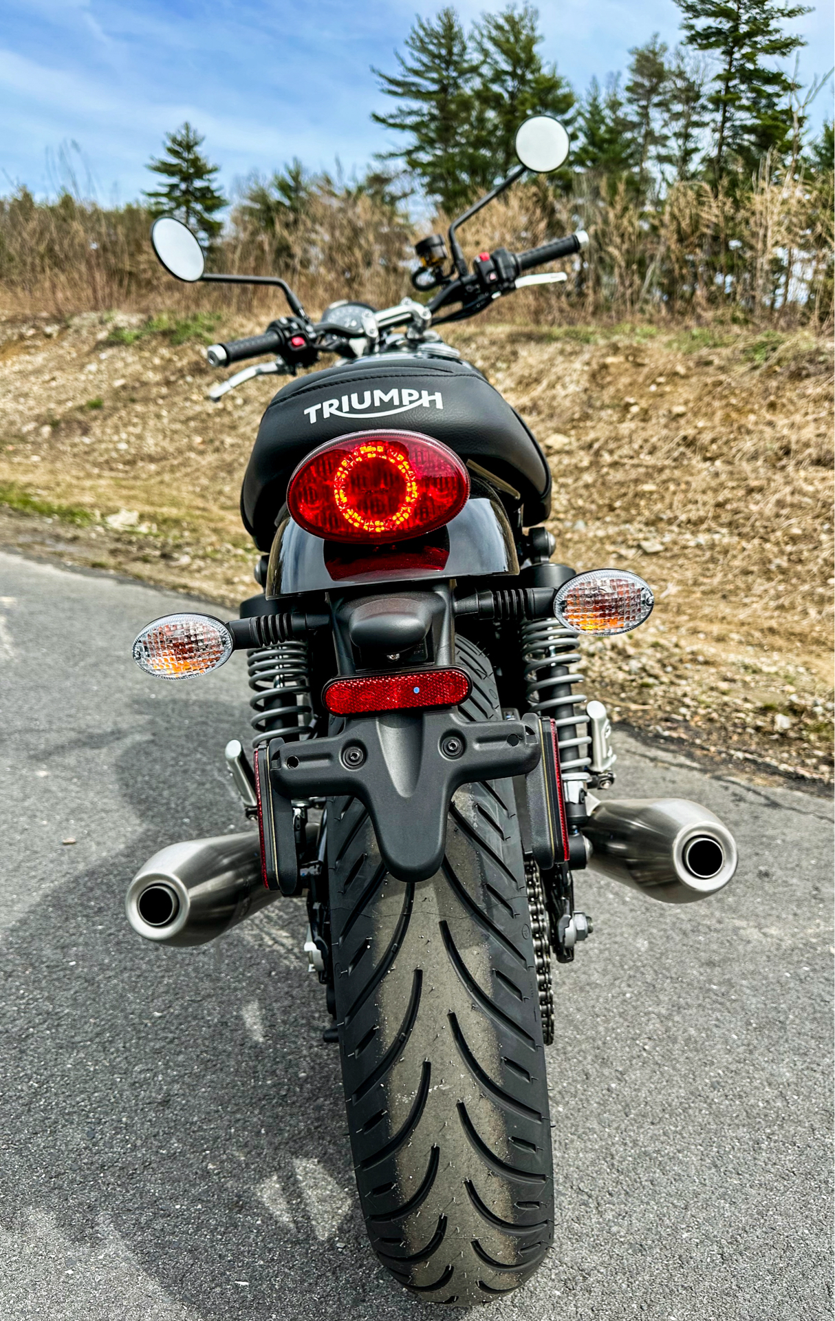 2024 Triumph Speed Twin 900 in Foxboro, Massachusetts - Photo 17