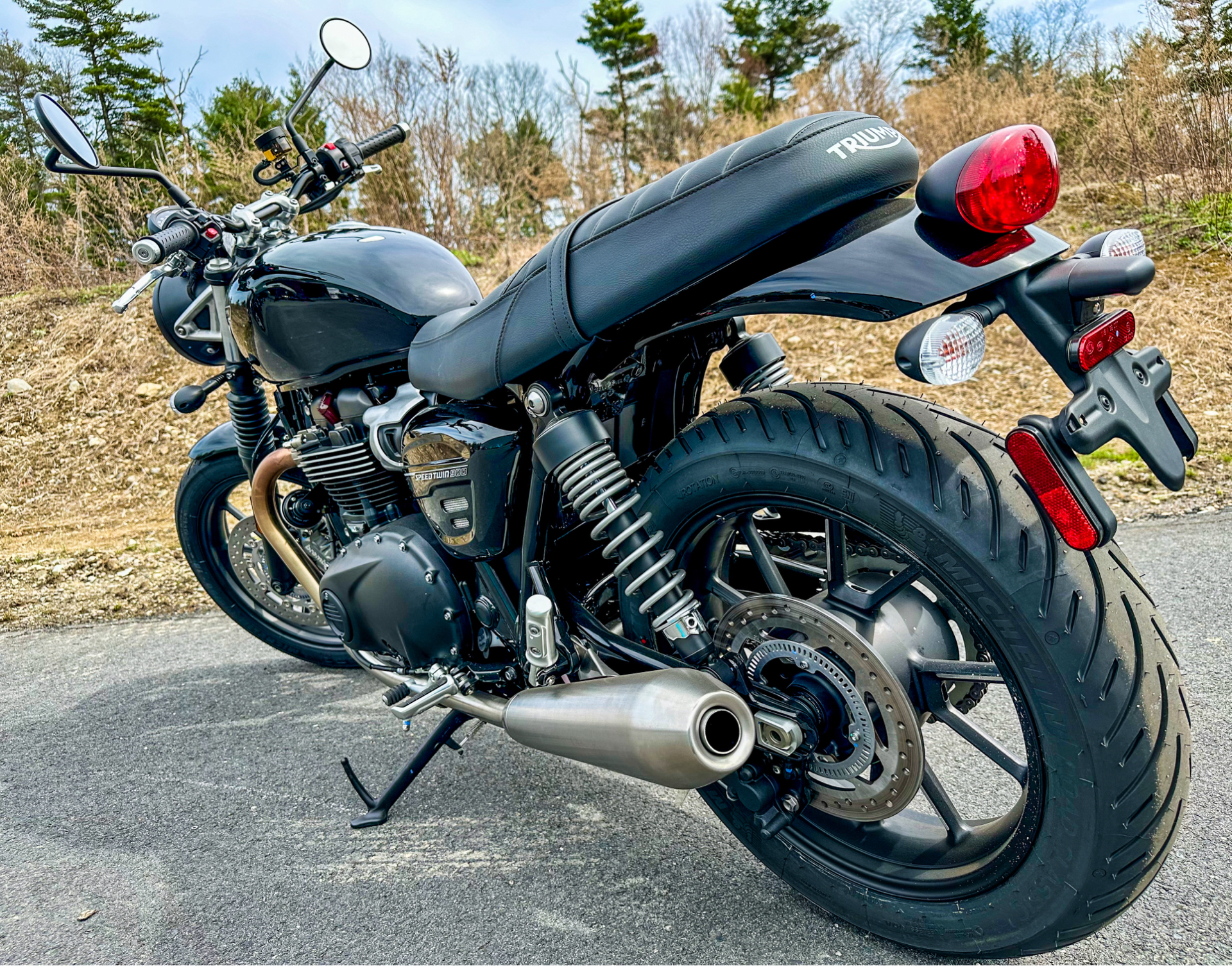 2024 Triumph Speed Twin 900 in Foxboro, Massachusetts - Photo 11