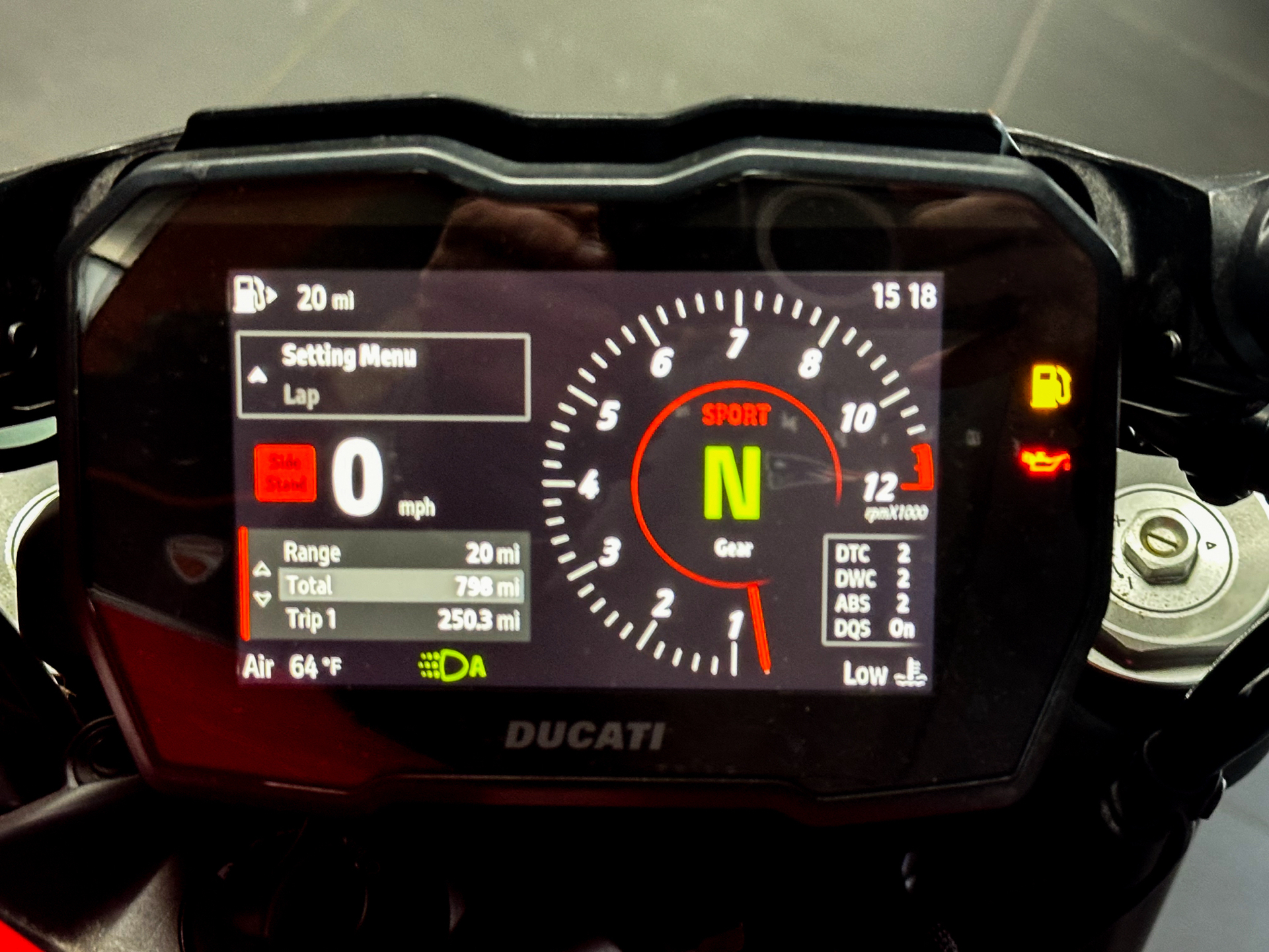 2023 Ducati Diavel V4 in Foxboro, Massachusetts - Photo 4