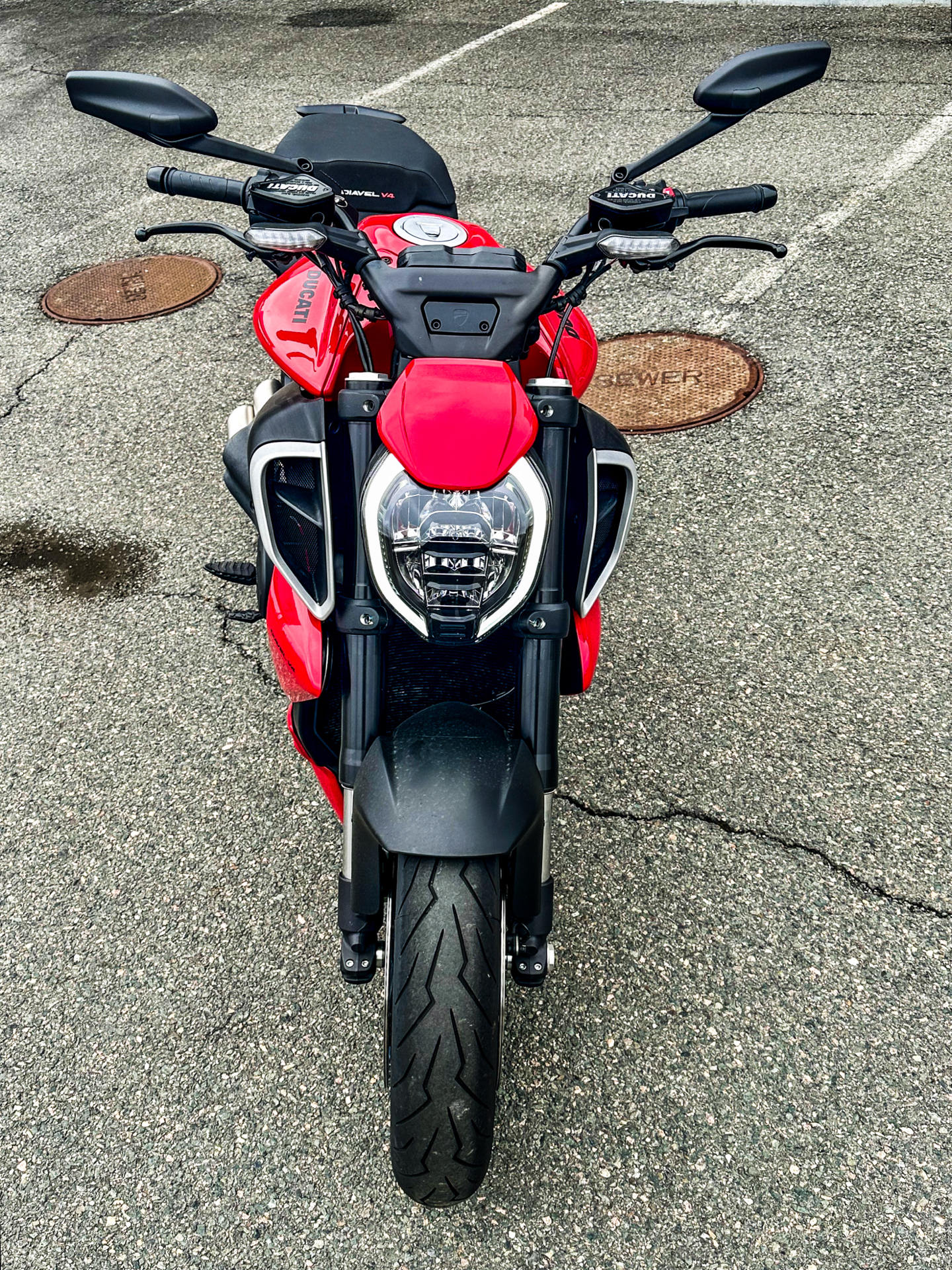 2023 Ducati Diavel V4 in Foxboro, Massachusetts - Photo 47