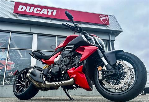 2023 Ducati Diavel V4 in Foxboro, Massachusetts - Photo 28