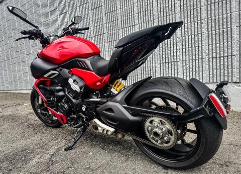 2023 Ducati Diavel V4 in Foxboro, Massachusetts - Photo 11