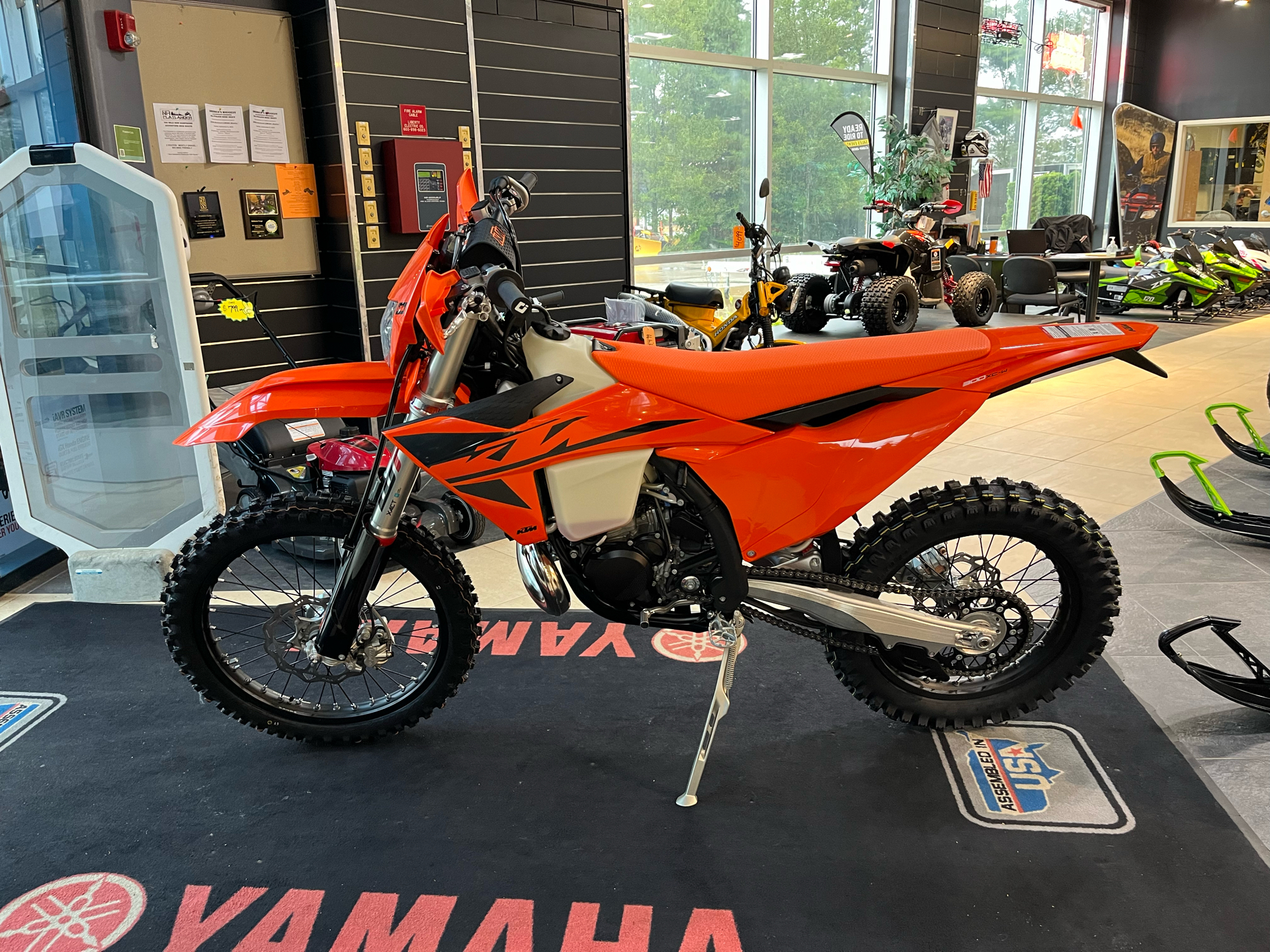 2025 KTM 300 XC-W in Concord, New Hampshire - Photo 5