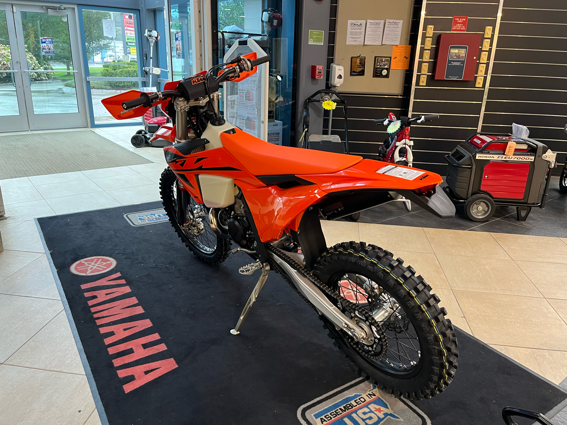 2025 KTM 300 XC-W in Concord, New Hampshire - Photo 6