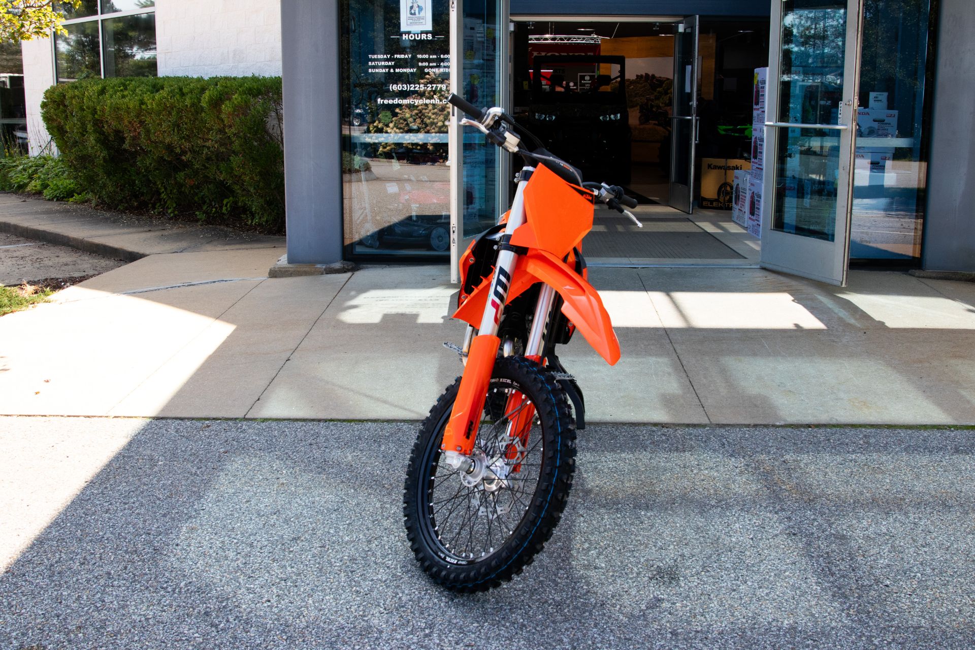 2025 KTM 450 SX-F in Concord, New Hampshire - Photo 3