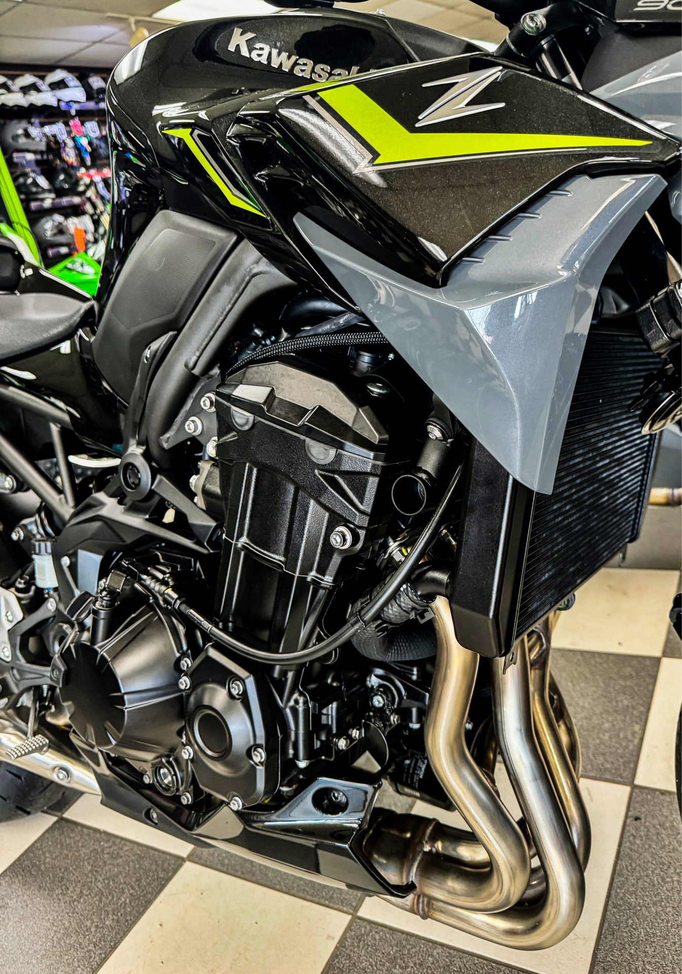 2024 Kawasaki Z900 ABS in Concord, New Hampshire - Photo 2