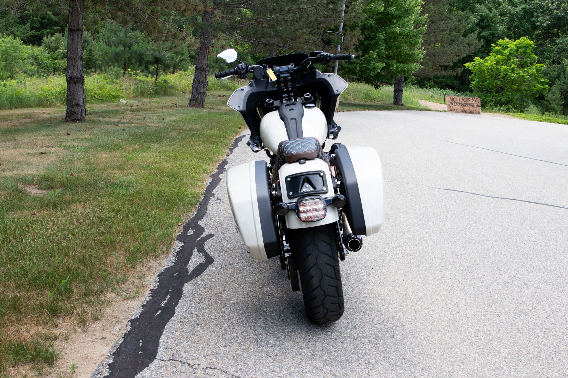 2023 Harley-Davidson Low Rider® ST in Concord, New Hampshire - Photo 6