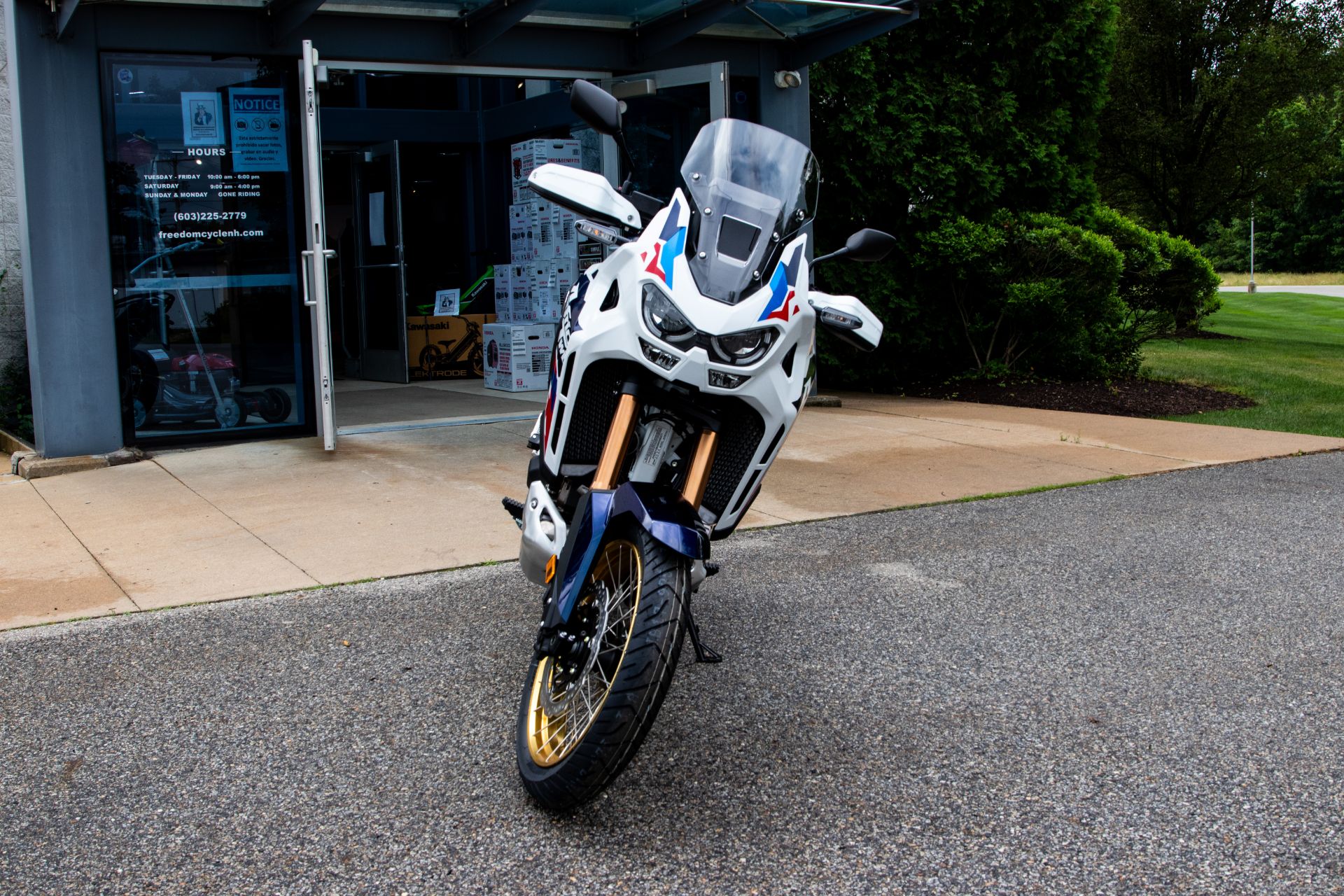 2024 Honda Africa Twin Adventure Sports ES DCT in Concord, New Hampshire - Photo 10